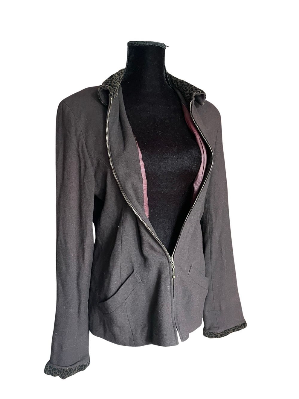Vintage Express Black Zip-Front Blazer with Leopard Trim